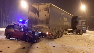Трагическое дтп в Смоленской области 21.01.2021 столкнулись Scania и Volkswagen Sharan. Есть жертвы.