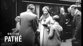 Royal Family Leave For Sandringham  (1958)