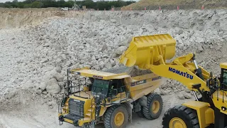 Komatsu WA800-8 and HD605-8