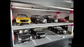 1:18 garage diorama + luxury black cars