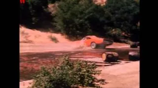 Dukes of Hazzard-Coy almost fell General Lee upside down