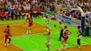 MICHAEL JORDAN: 49 pts vs Boston Celtics  (1986 Playoffs-Game 1)