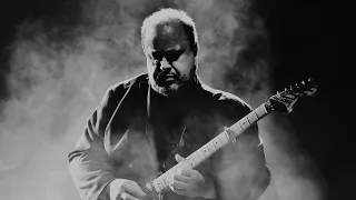 Steve Rothery - Marillion - 30 Fragments of this Romantic Guitar Hero