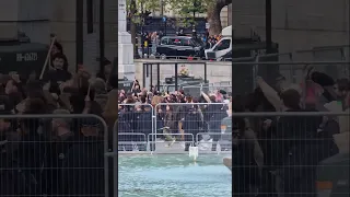 Tom cruise in trafalgar Square #thekingsguard