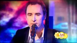 Damien Leith  singing 'Crying'  on The Morning Show