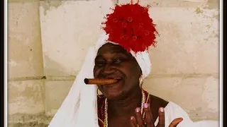 Geminis bruja africana PUEDE VER TAN CLARO TU VIDA COMO EL SOL! Don increíble! Tarot