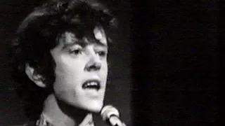 DONOVAN(VIDEO CLIP)- "UNIVERSAL SOLDIER"(LYRICS)