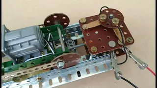 Reversing Meccano loco chassis: Elektrikit switching VID 20240205 143540342~2