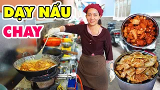 Cận cảnh quy trình chế biến "30 Món Chay" cực chất của chị chủ Vật Liệu Xây Dựng ở Sài Gòn