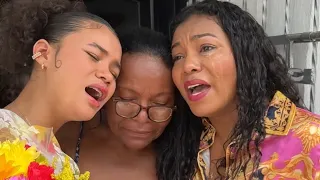 Serenata a mamá en su cumpleaño 😭🥰