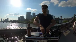 Techno in the streets of Germany, Frankfurt, Liebesbrücke