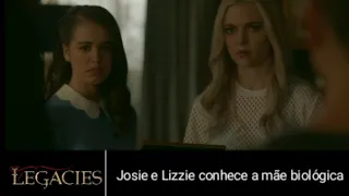 Josie e Lizzie conhecem sua  mãe biológica