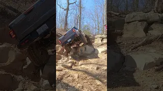 Trail 16 Windrock Park, Tennessee In My 2020 Jeep Gladiator Rubicon on 40s