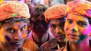 Индия встречает весну красками Холи (новости)