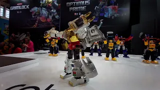 @RobosenOfficial at Spielwarenmesse/Toy Fair 2024 - complete Robot Show with Transformers robots