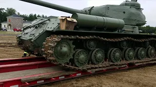 Abrams Co. USABOT - IS 2 Moving Day - American Heritage Museum