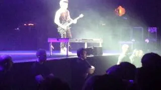 Synyster gates solo in paris