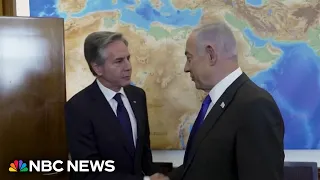 Blinken meets with hostage families and Netanyahu in Israel