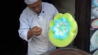 Chinese cotton candy looks like a beautiful flower