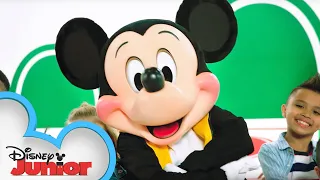 Hot Dog Dance 🌭 | Music Video | Mickey Mouse Mixed-Up Adventures | @disneyjunior