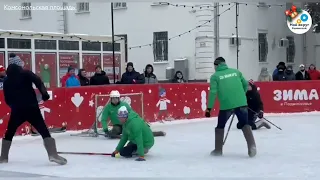Турнир по хоккею с мячом в валенках в Раменском