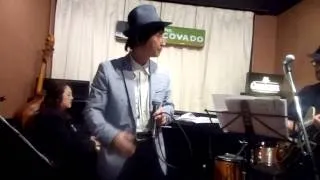 宴次郎さん動画　　「五月のバラ」　　2014　　3/6