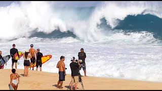 Pipeline Big Waves Surfing / Bodyboarding North Shore Hawaii John Florence, Balaram Stack