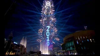 Dubai Burj Khalifa New year 2019 Fireworks:Best New Year Fireworks: world record-setting Show🐪🎆🎇