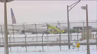 Plane Skids Off Runway At O'Hare
