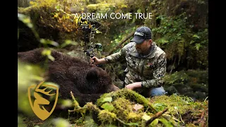 BOWHUNTING COSTAL BROWN BEAR In Alaska  Game Of Inches | Season 5 "A Dream Come True"