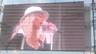 Christina Aguilera - At Last (New Orleans Jazz and Heritage Festival 2014) COMPLETE