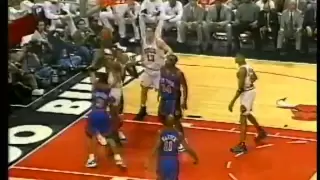 Michael Jordan 44 pts, playoffs 1996 bulls vs knicks game 1