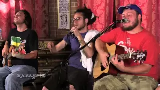 Skillinjah feat. Josh Heinrichs - "Emergency Spliff" - Stripped Down MoBoogie Loft Session