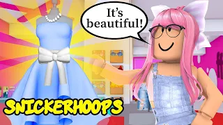 PROMOTED to FASHIONISTA on FASHION FAMOUS | Roblox Games to Play | Snicker Hoops