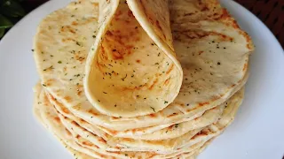 Garlic bread in 10 minutes! No Oven! This is the tastiest bread I've ever eaten! Everyone can do it!