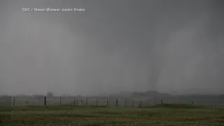 Nearly 20 tornadoes touchdown in 7 states in Midwest | 3 Things to Know