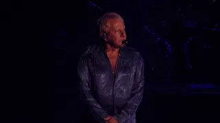 AIR SUPPLY 8-10-17 at Hard Rock Tulsa poetry reading