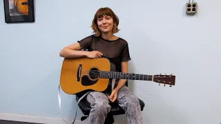 Exclusive Guitar Lesson: Molly Tuttle Breaks Down Her Deft Right-Hand Techniques