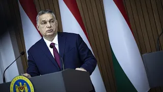 Azonnal zár alá venné a hazatérő magyarokat Orbán, külföldieket pedig nem engedne be