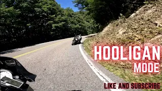 Bmw s1000r vs Kawasaki Ninja zx636r hooligan mode.