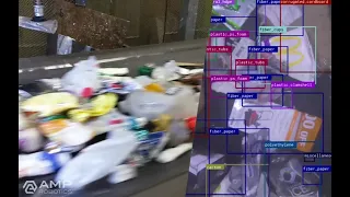 Sorting Robot Picking Mixed Plastics