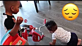 KYRIE LEARNING HOW TO RIDE A BIKE | THE PRINCE FAMILY