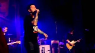 Bayside - "Dear Tragedy" (Live At Emo's)