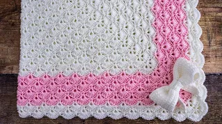 🥰 Crochet Shell Stitch Baby Blanket in the Round 🎀 (PRETTY Giant Granny Square Pattern!)