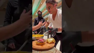 The Best Salt Bae Golden Burger | Burger Emas | Nusret #shorts