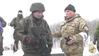 Полковник украинской армии возле аэропорта Донецка: "собралась тут орда какая-то с поребриками"