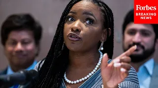 'MAGA Republicans Can't Let Go': Jasmine Crockett Mocks GOP At Twitter Hearing