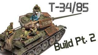 T-34/85 Berlin 1945  - Revell 1/35 - Part 2 Painting & Weathering