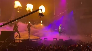 Machine Gun Kelly - papercuts (Live in Dallas, TX at American Airlines Center June 11, 2022)