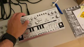 Elektron Model Cycles & Behringer TD-3 quick jam